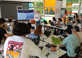 Kurumlar İçin Podcast Eğitimi